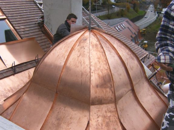 Spenglerarbeiten Dachhaube auf historischem Kirchturm